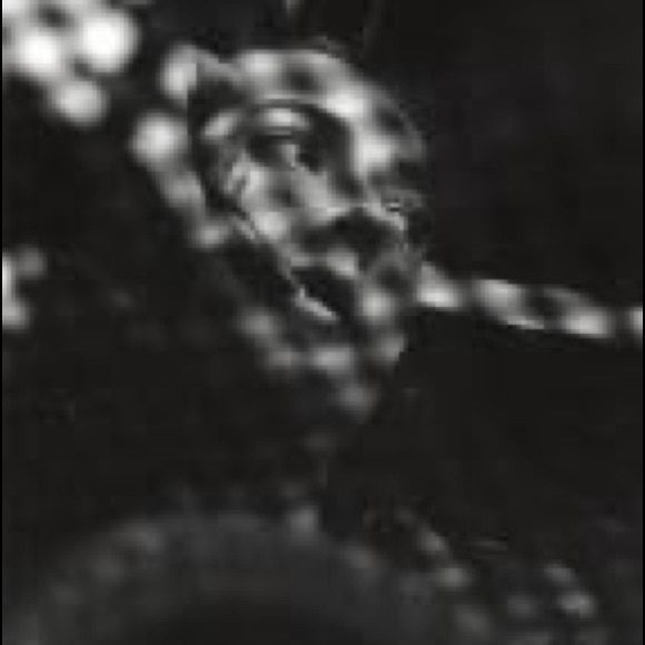 Meet your Posher, Megan - Picture 2 of 3